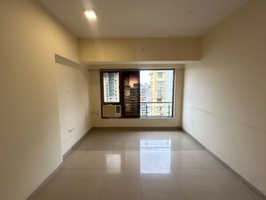 Room in 3 BHK Apartment at Prabhadevi CHS, Prabhadevi – for Rent