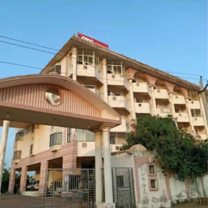 2 BHK Apartment For Sale in Grand Road