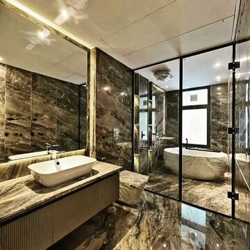 Kitchen in 6+ BHK Builder Floor at SR Homes Gurgaon, Sector 41 – for Sale