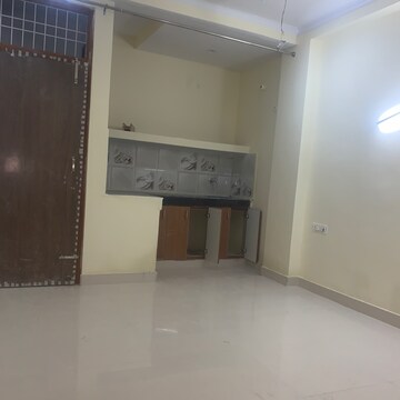 Room in 1 RK Builder Floor at Katwaria Sarai – for Rent