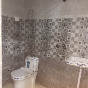 Bathroom in 1 RK Builder Floor at Katwaria Sarai – for Rent