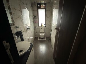 Bathroom in 3 BHK Apartment at Lucent Fressia Ranibello, Malad East – for Sale