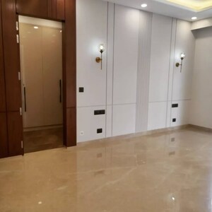 Room in 5 BHK Builder Floor at Bhim Garh Kheri, Sector 3 – for Sale