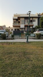 2 BHK 1000 Sq.Ft. Builder Floor in Aerocity