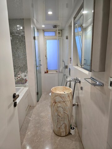 Bathroom in 3 BHK Apartment at Lodha Fiorenza, Goregaon East – for Sale