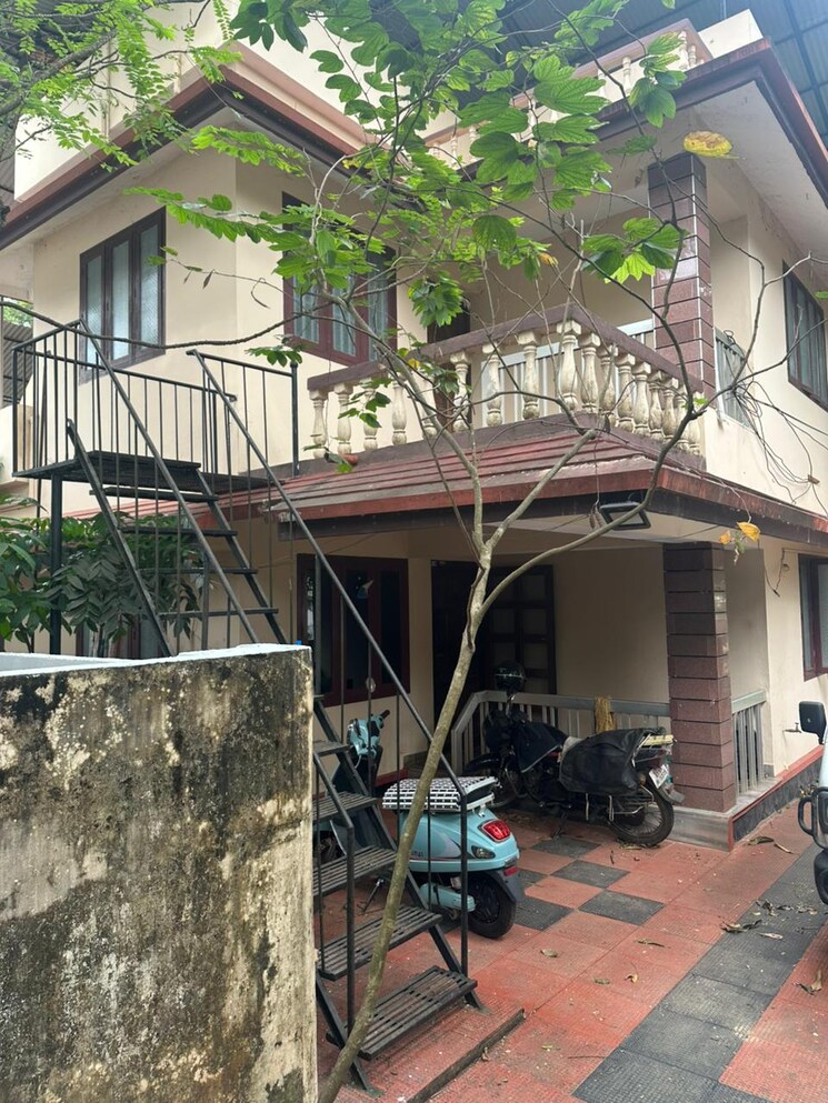 Exterior View, west fort 4 Bedroom 2000 Sq.Ft. Independent House In West Fort Thrissur 9546961