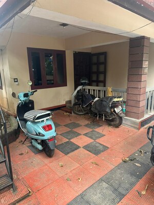 Parking in 4 BHK Independent House at West Fort – for Sale