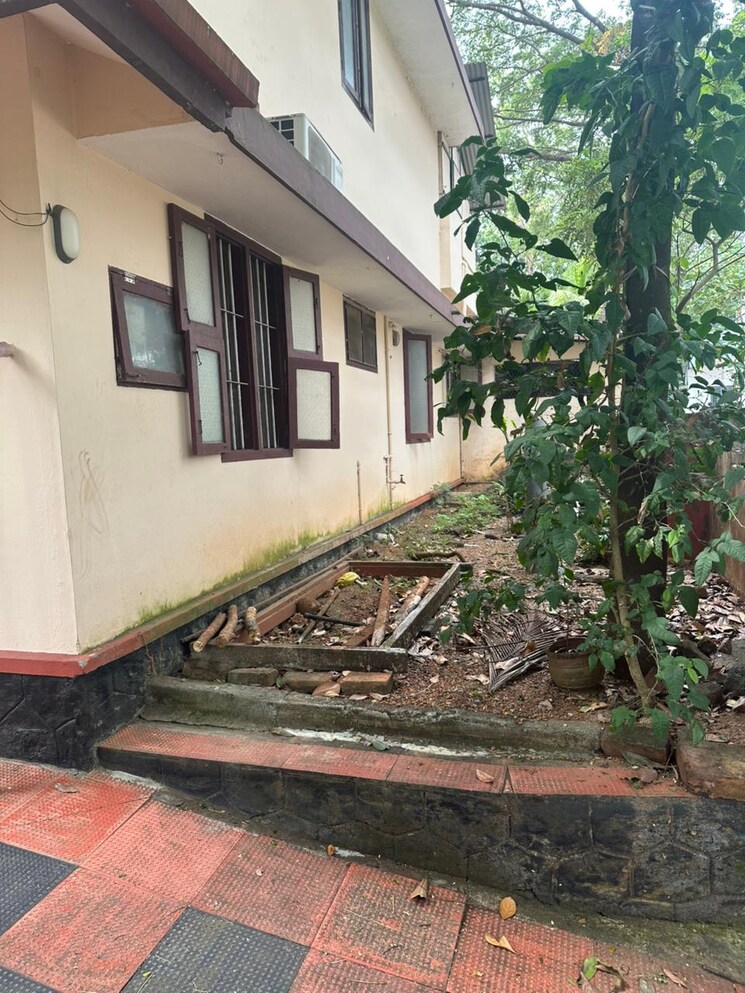 Exterior View, west fort 4 Bedroom 2000 Sq.Ft. Independent House In West Fort Thrissur 9546961
