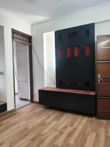 Room in 3 BHK Apartment at New Ashok Nagar – for Rent