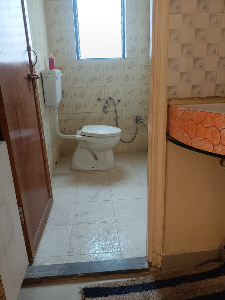 Bathroom, sun-city 2 Bedroom 850 Sq.Ft. Apartment In Sinhagad Road Pune 9546979