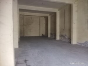 Room in  Warehouse at Sayajipura – for Sale