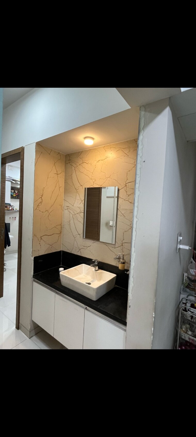 Bathroom, welworth-bluescapes 2 Bedroom 1000 Sq.Ft. Apartment In Anand Nagar Pune 9547007