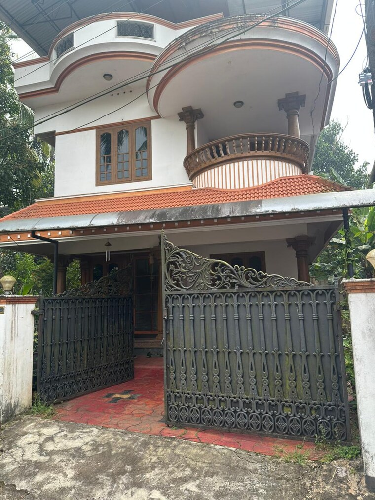 Exterior View, ayyanthole 3 Bedroom 1800 Sq.Ft. Independent House In Ayyanthole Thrissur 9546982