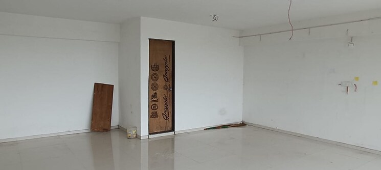 Room, naranpura Commercial Office Space 1020 Sq.Ft. In Naranpura Ahmedabad 9546993