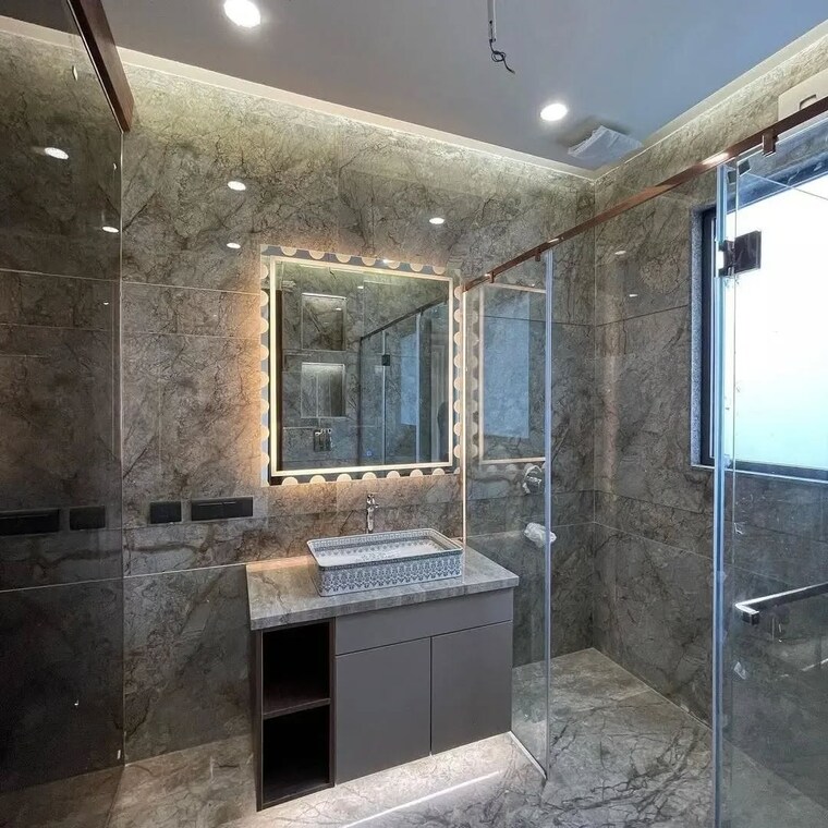 Exterior View, vijay-park-gurgaon 4 Bedroom 300 Sq.Yd. Builder Floor In Sector 8 Gurgaon 9547045