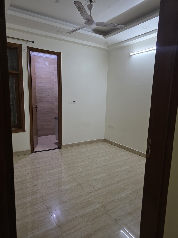 Room, chattarpur 3 Bedroom 1225 Sq.Ft. Builder Floor In Chattarpur Delhi 9547081