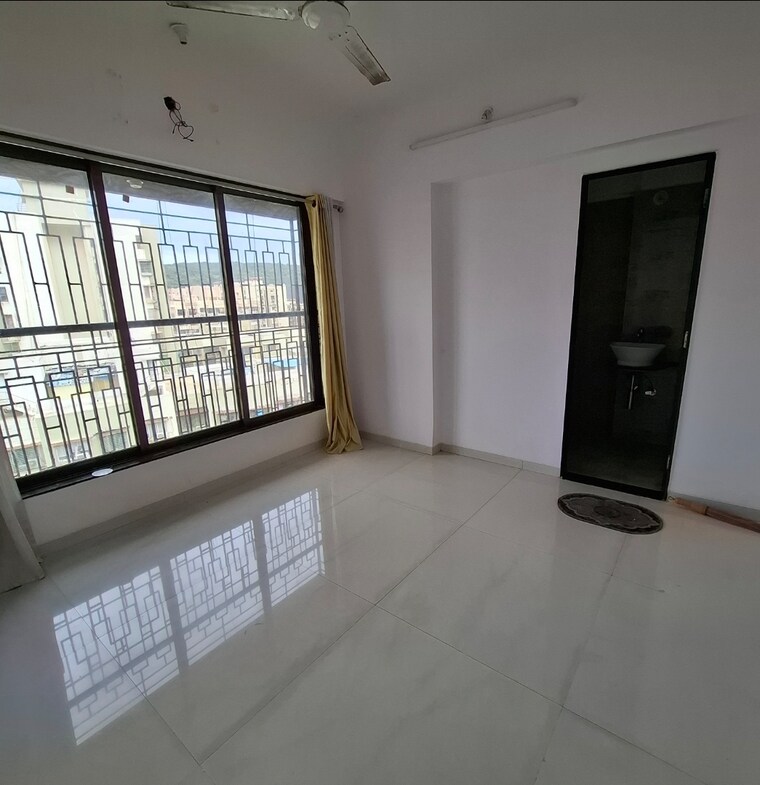 Room, kandivali east 1 Bedroom 364 Sq.Ft. Apartment In Kandivali East Mumbai 9547027