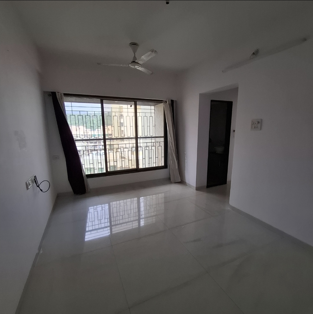 1 BHK Apartment For Rent in Kandivali East