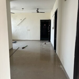 Room in 3 BHK Apartment at Unitech Uniworld Gardens 2, Malibu Town – for Rent