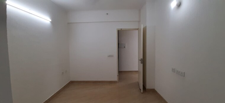 Room, gaur-city-2-14th-avenue 2 Bedroom 1040 Sq.Ft. Apartment In Sector 16c Greater Noida Greater Noida 9547100