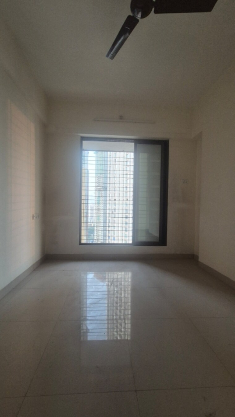 Room, bhatia-esspee-towers 2 Bedroom 750 Sq.Ft. Apartment In Borivali East Mumbai 9547143