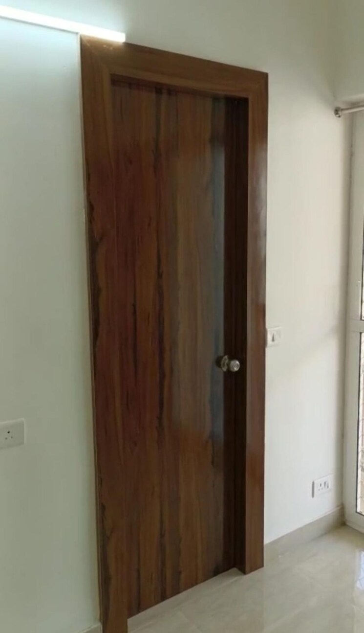 undefined, gaur-city-2-14th-avenue 3 Bedroom 1300 Sq.Ft. Apartment In Sector 16c Greater Noida Greater Noida 9547125