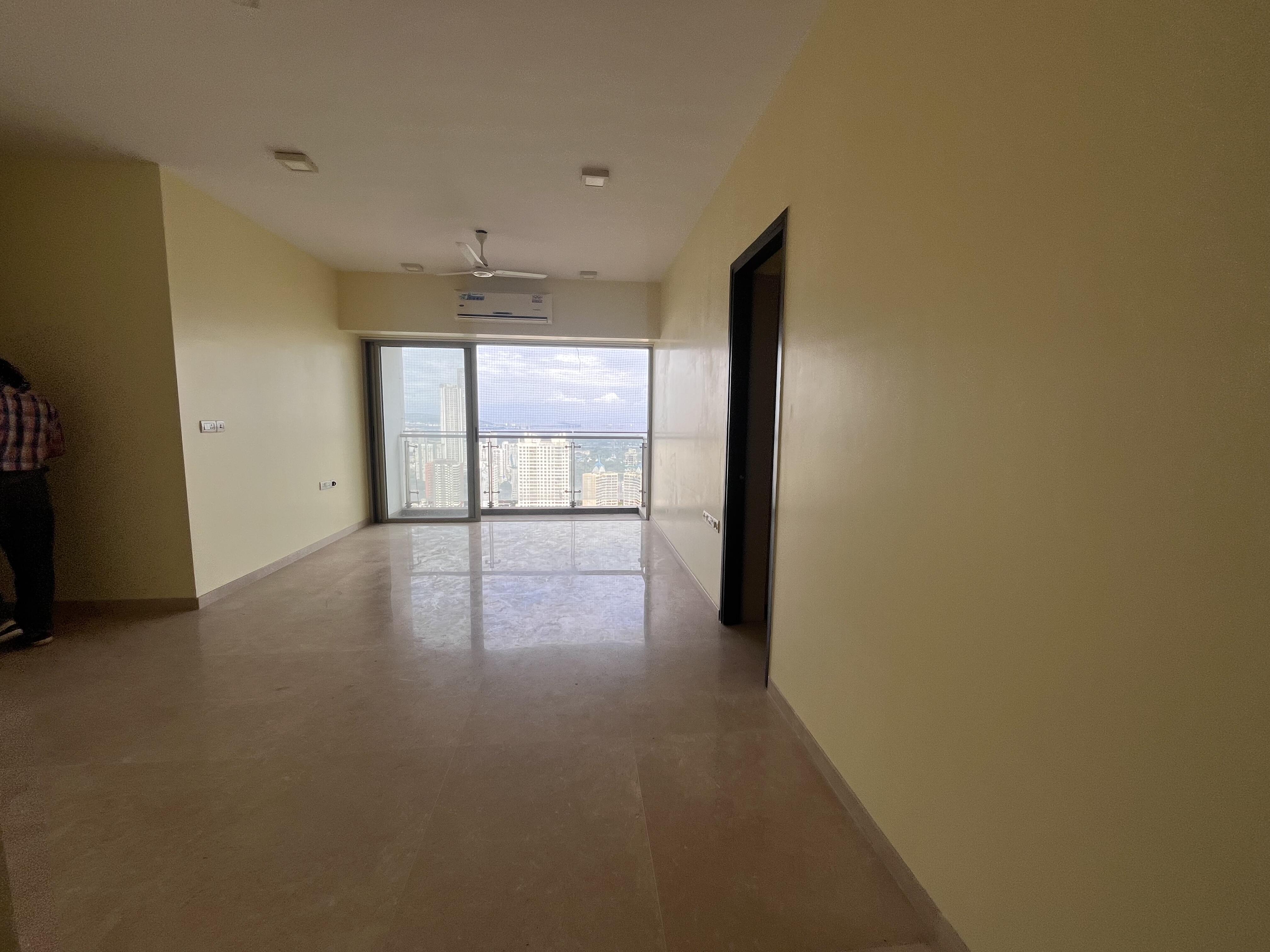 3 BHK + Servant Room Apartment For Rent in Lodha Primero