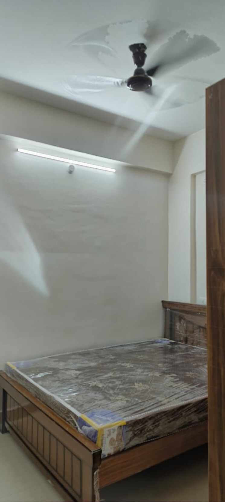 Room, kondapur 1 Bedroom 741 Sq.Ft. Apartment In Kondapur Hyderabad 9547154