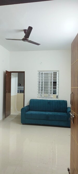 Living Room in 1 BHK Apartment at Kondapur – for Rent