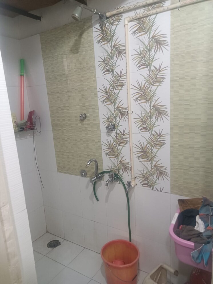 Bathroom, brahma-baug 1 Bedroom 1000 Sq.Ft. Apartment In Sopan Baug Pune 9547115