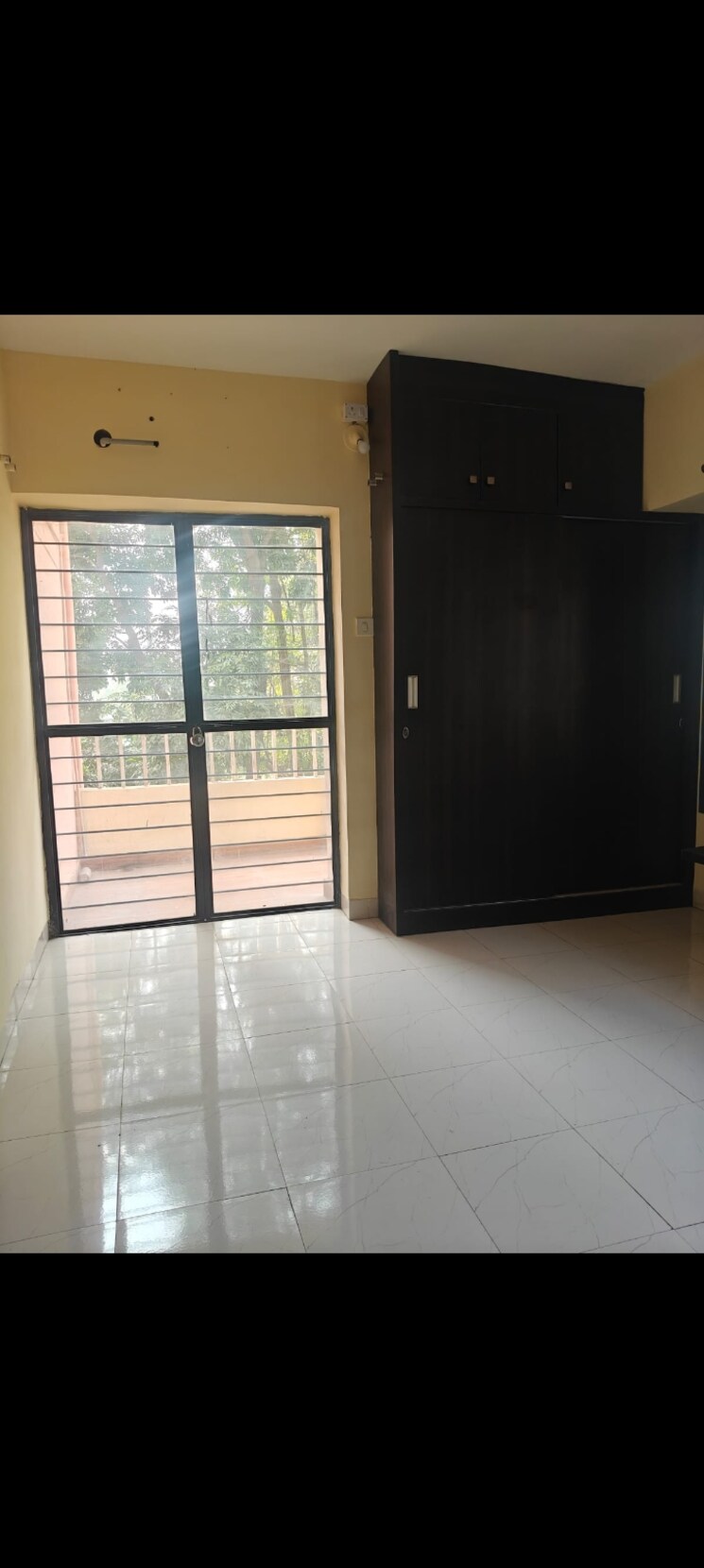 Room, daulat-nagar 2 Bedroom 840 Sq.Ft. Apartment In Anand Nagar Pune 9547181