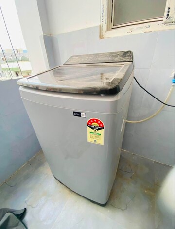 Furnished Amenities in 1 BHK Apartment at Kondapur – for Rent