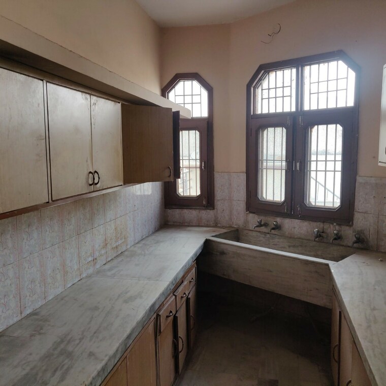 Kitchen, sector 21 3 Bedroom 400 Sq.Yd. Villa In Sector 21 Panchkula 9547211