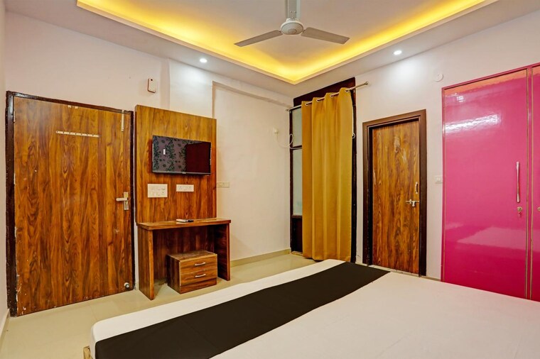 Bedroom, sector 48 Pg For Boys & Girls In Sector 48 9547188