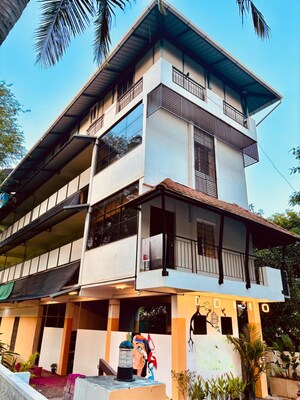 6+ BHK Builder Floor – Exterior View View at Cheroor - for Sale