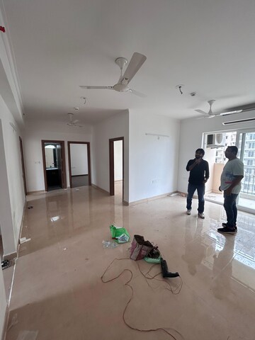 Room in 3 BHK Apartment at ATS Nobility, Sector 4 Greater Noida – for Rent