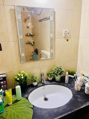 Team Area in 2 BHK Apartment at Karia Konark Campus, Viman Nagar – for Rent