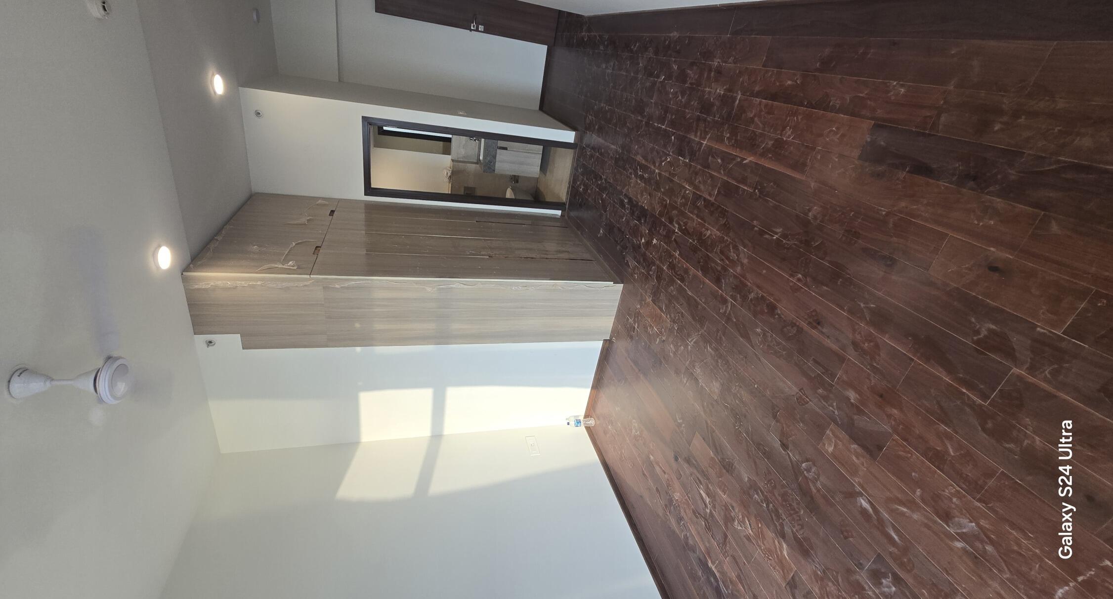 4 BHK + Servant Room Apartment For Rent in Piramal Mahalaxmi