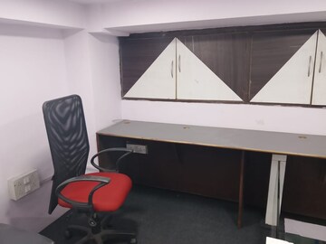 Team Area in  Office Space at Om Heera Panna Mall, Andheri West – for Rent