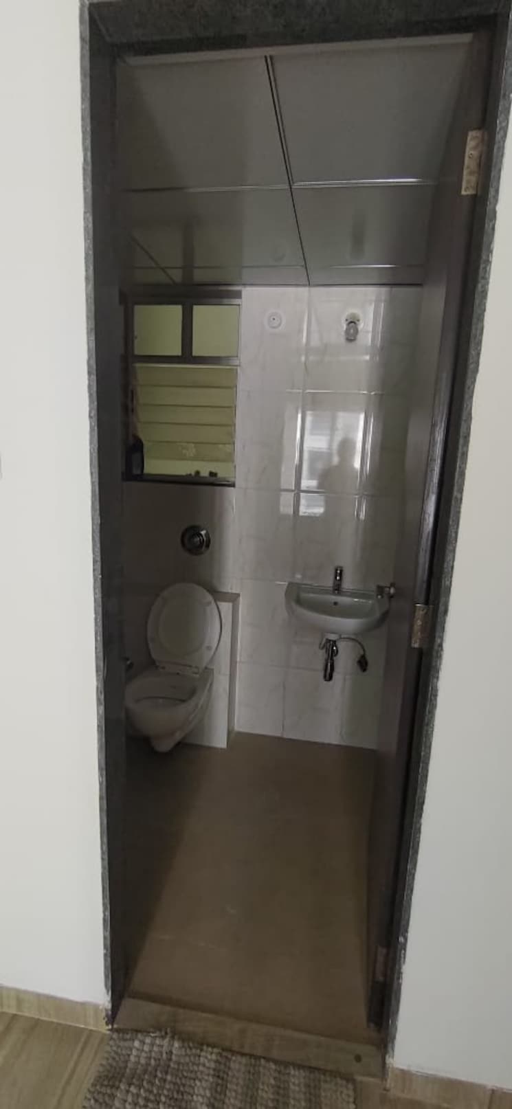 Bathroom, saheel-itrend-waterfront 2 Bedroom 628 Sq.Ft. Apartment In Ravet Pune 9547391