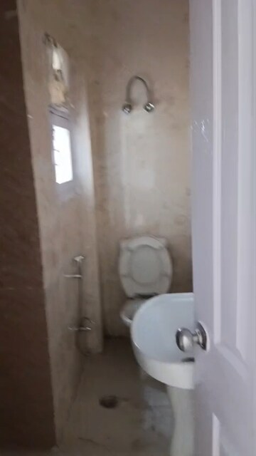 Bathroom in 3 BHK Builder Floor at Rps Palms, Sector 88 – for Rent