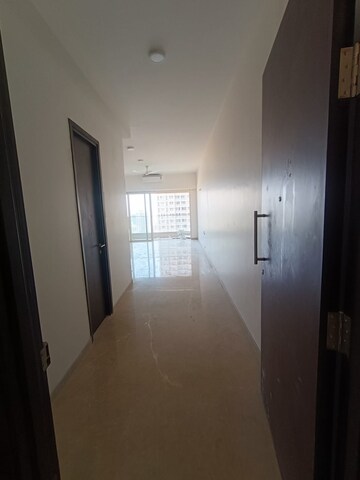 Building Lobby in 3.5 BHK Apartment at Kalpataru Radiance, Goregaon West – for Rent