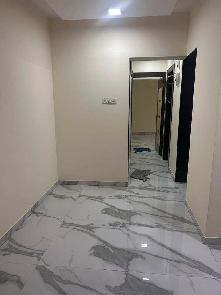 Room, rna-n-g-silver-spring 2 Bedroom 525 Sq.Ft. Apartment In Mira Road Thane 9547494