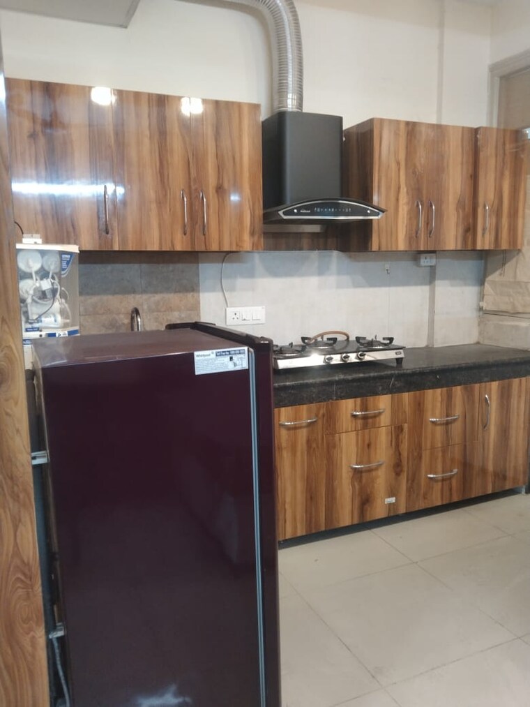 Kitchen, malwa-escon-arena Studio 500 Sq.Ft. Apartment In Lohgarh Zirakpur 9547454