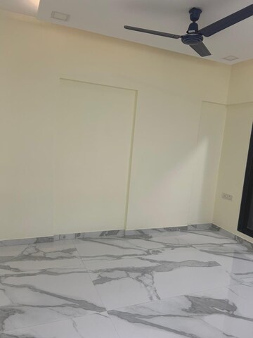 Room in 2 BHK Apartment at RNA N G Silver Spring, Mira Road – for Rent