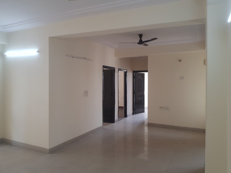 Living Room, ramprastha-pearl-court 2 Bedroom 1300 Sq.Ft. Apartment In Vaishali Sector 7 Ghaziabad 9547784