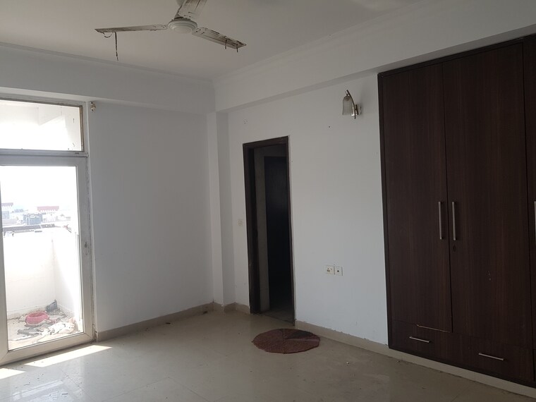 Room, ramprastha-pearl-court 2 Bedroom 1300 Sq.Ft. Apartment In Vaishali Sector 7 Ghaziabad 9547784
