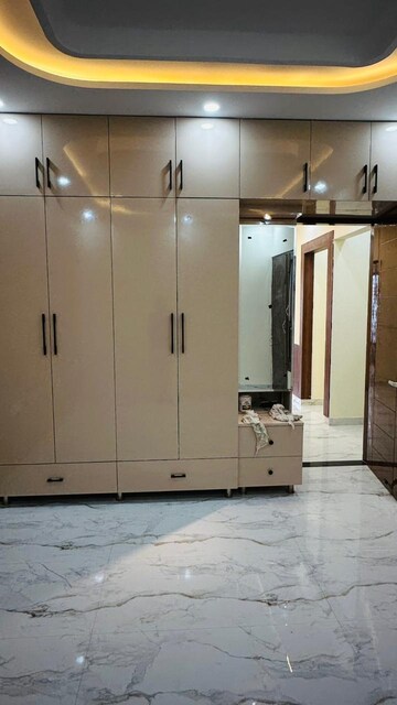 Building Lobby in 3 BHK Villa at Patiala Road – for Sale