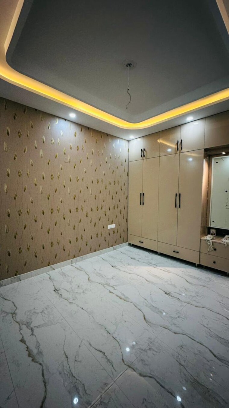 Room, patiala road 3 Bedroom 92 Sq.Yd. Villa In Patiala Road Zirakpur 9547551