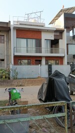 2 BHK 1000 Sq.Ft. Builder Floor in Aerocity